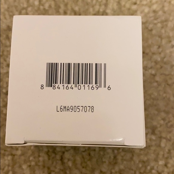 Rodan and Fields Rescue Mask - Picture 4 of 4